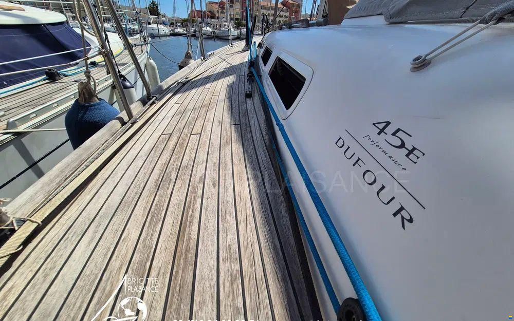Dufour 45 E Performance