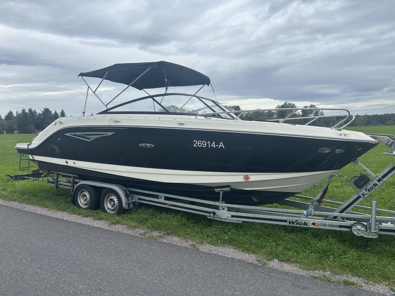 Sea Ray 250 Sunsport