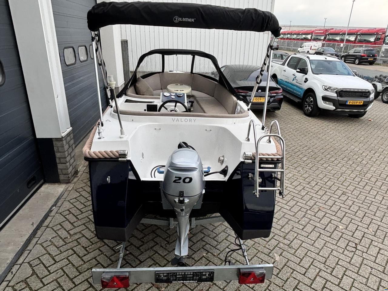 Valory 555