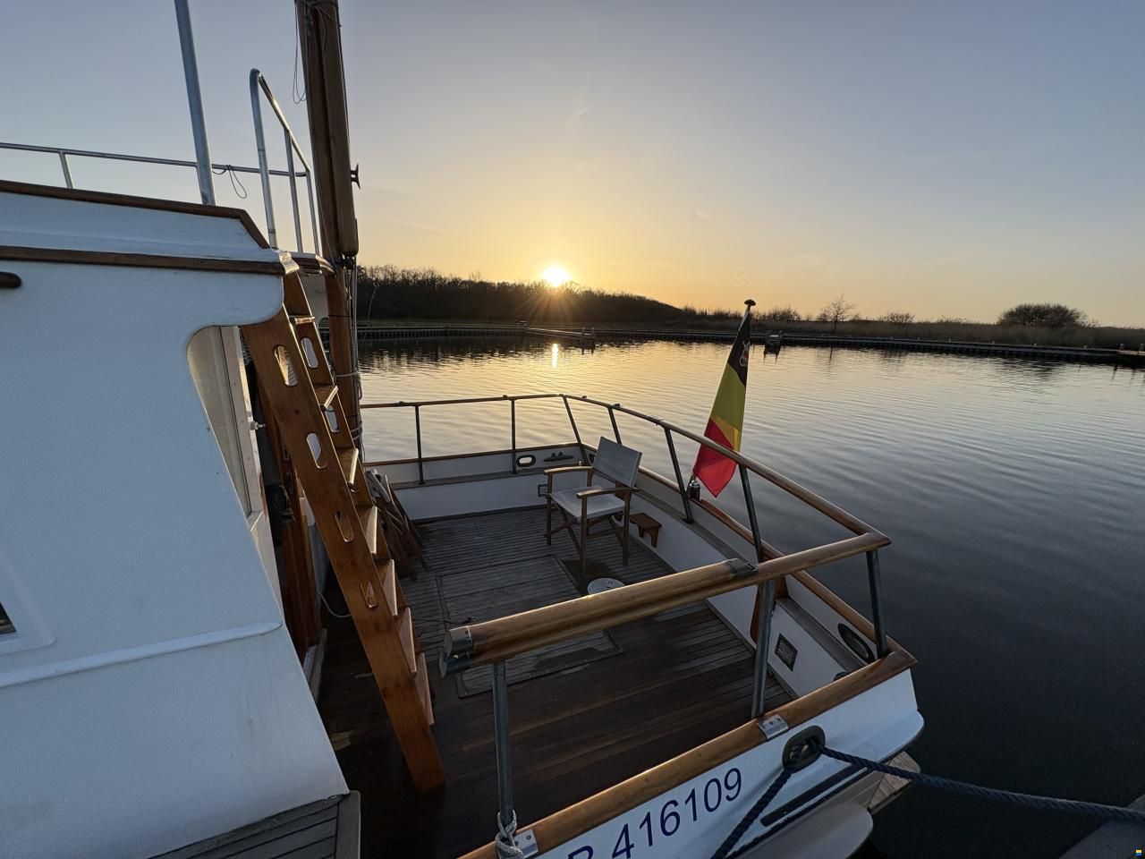 Grand Banks 32