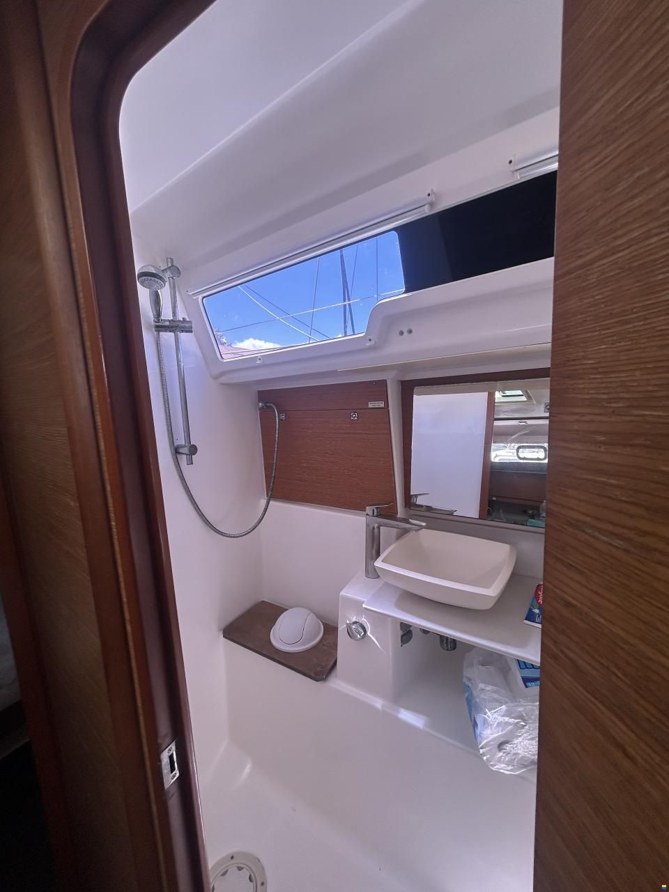 DUFOUR 412