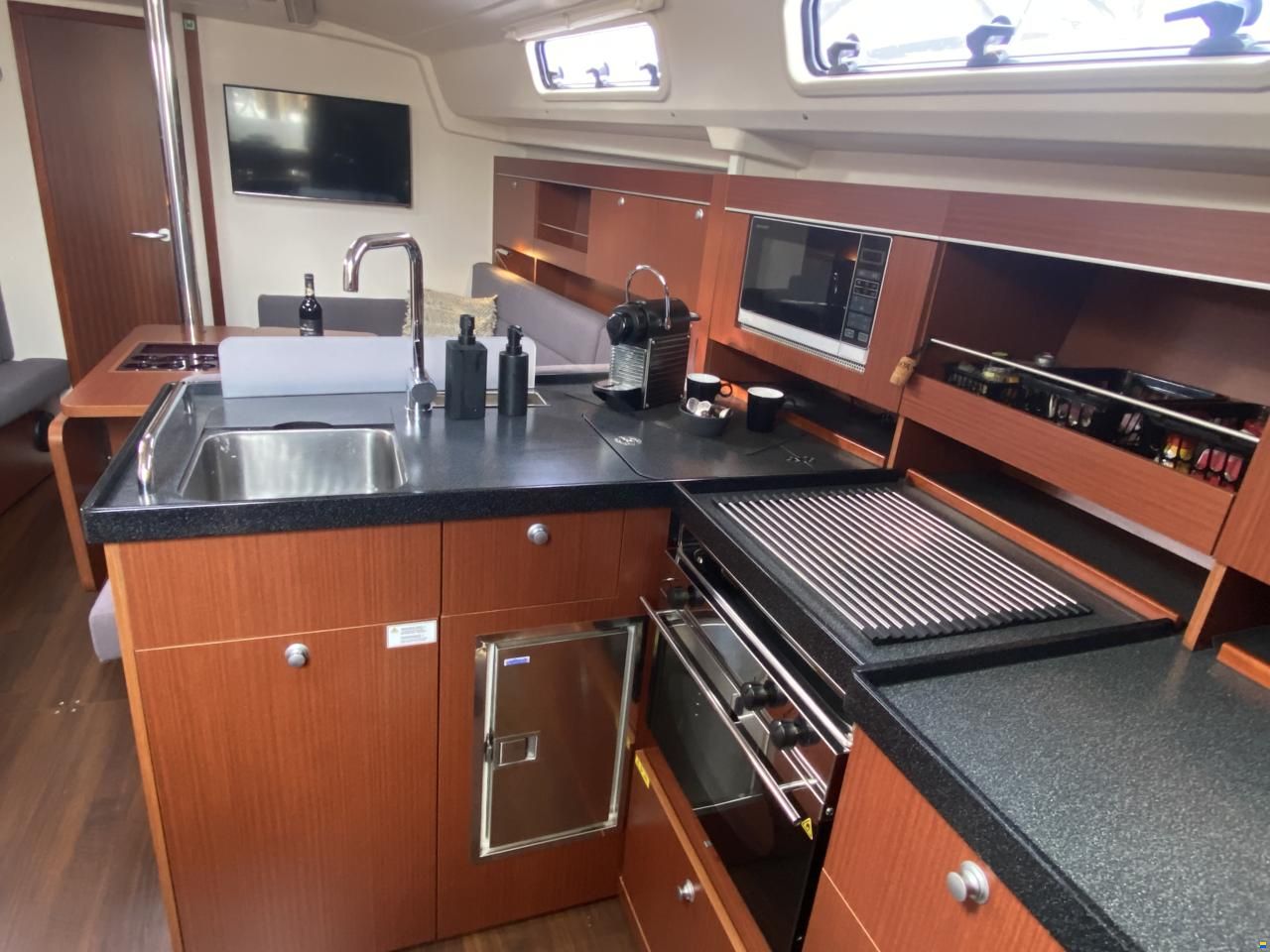 Hanse 385 (in een unieke uitvoering)
