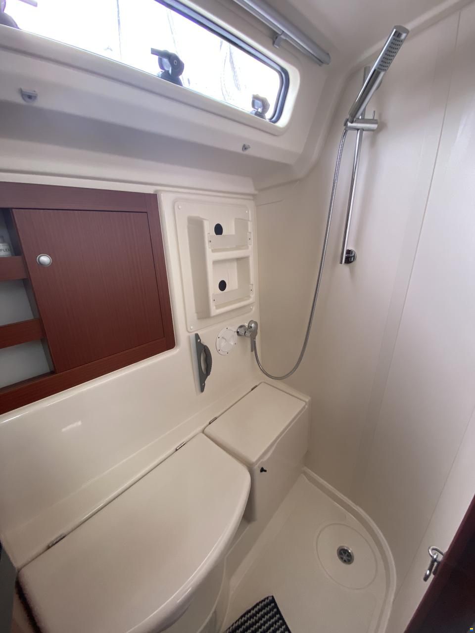 Hanse 385 (in een unieke uitvoering)