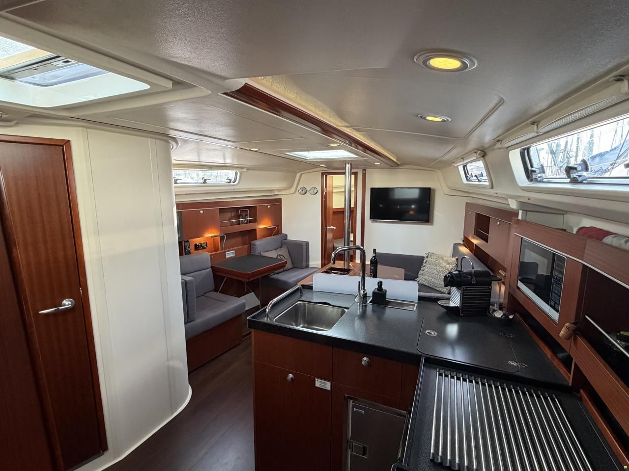 Hanse 385 (in een unieke uitvoering)