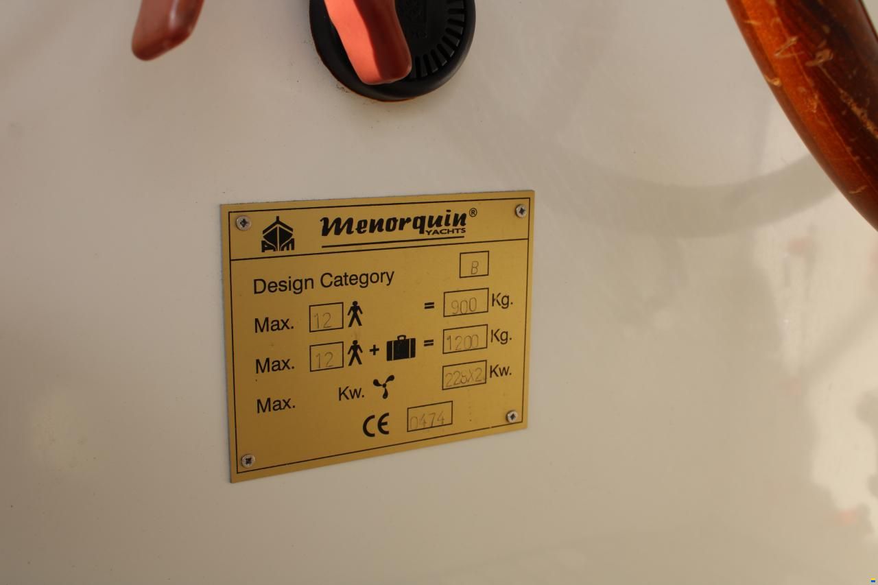 Menorquin MY 120 Open