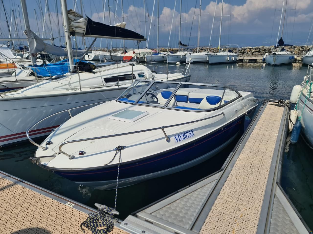 Bayliner 652 Cuddy