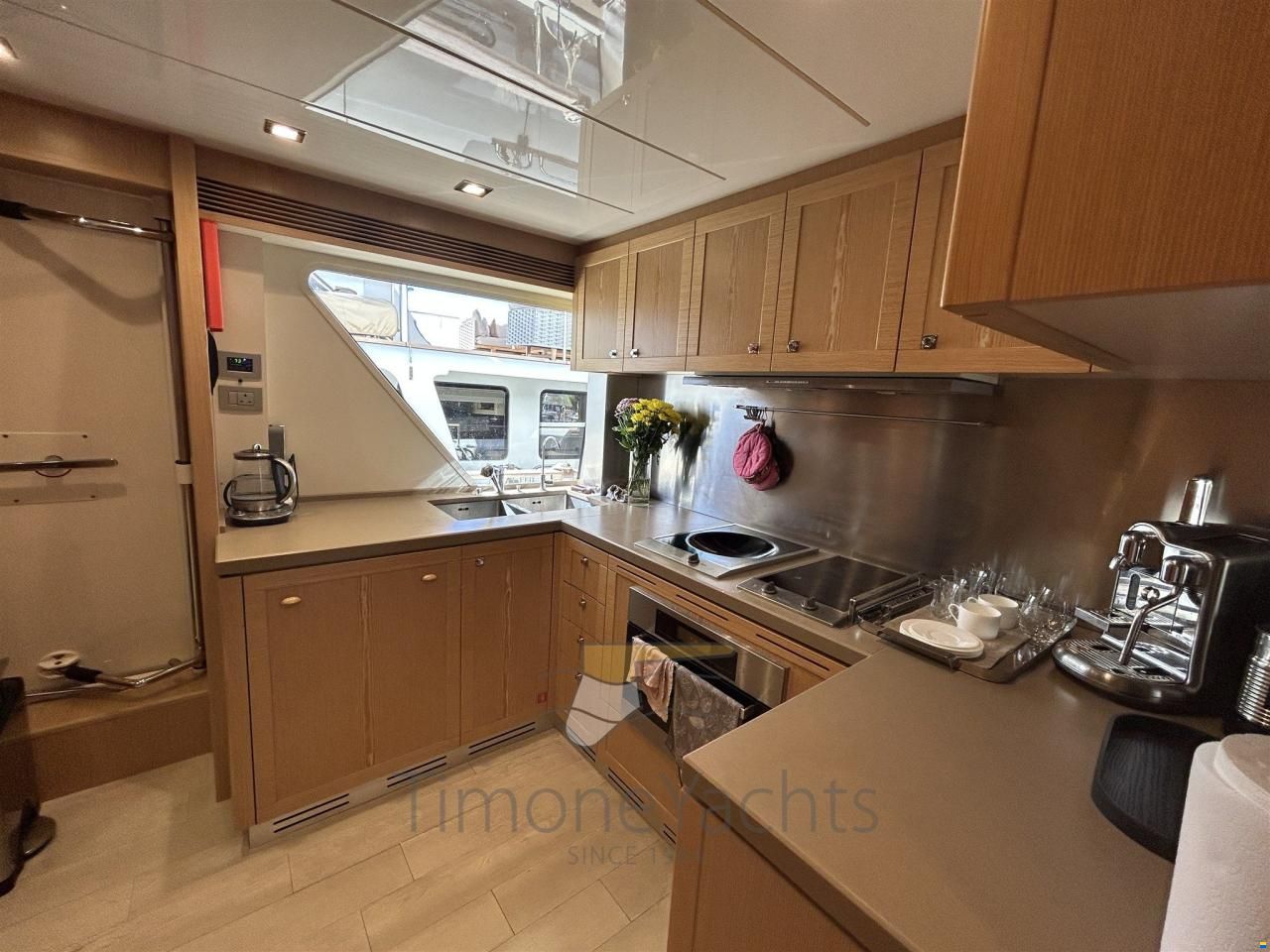 Custom Line Navetta 26