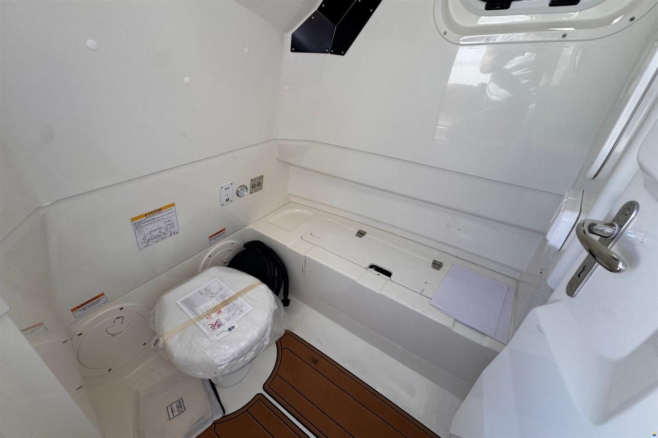 Brig Inflatable Boats Eagle 8