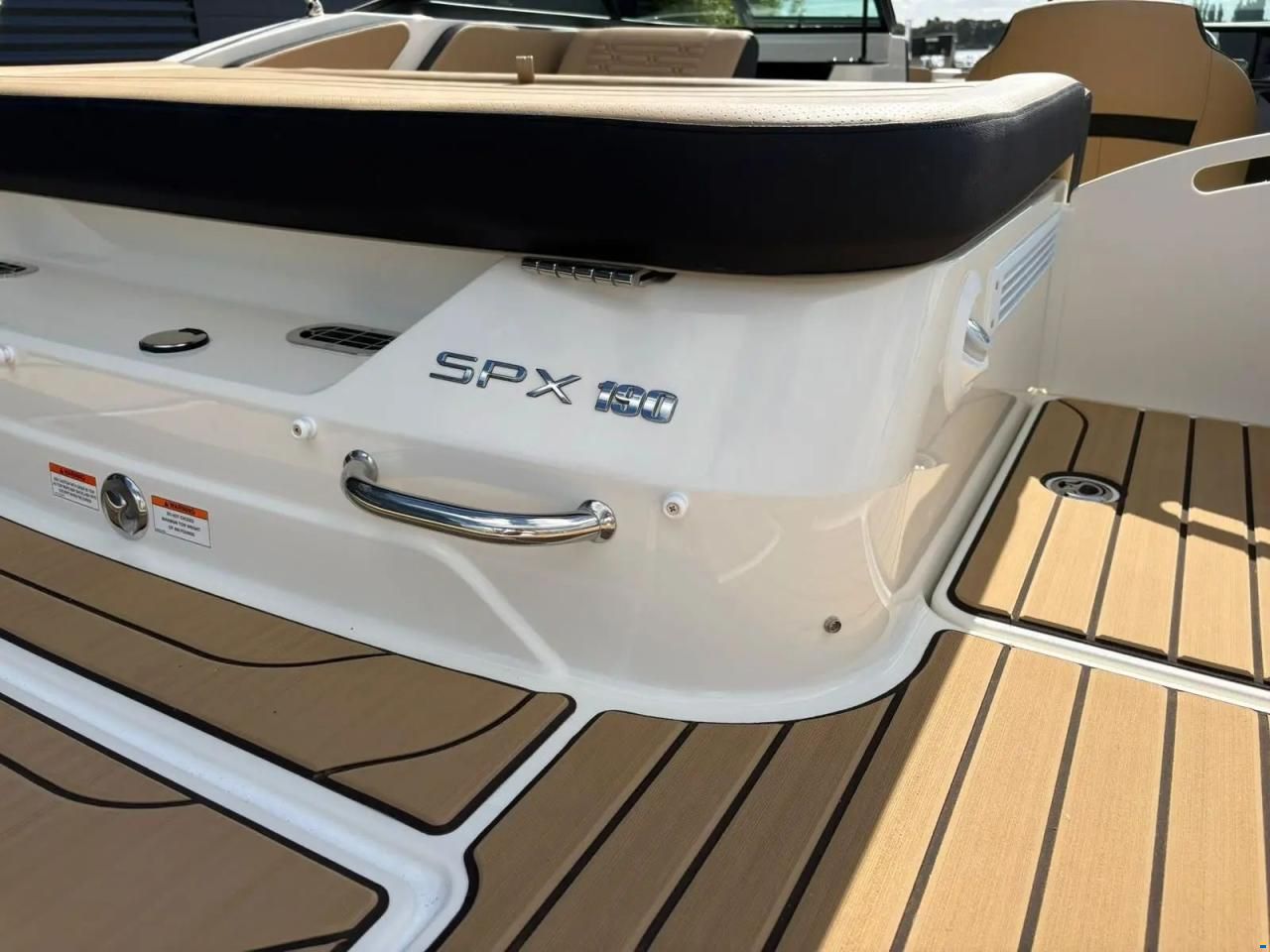 Sea Ray SPX 190