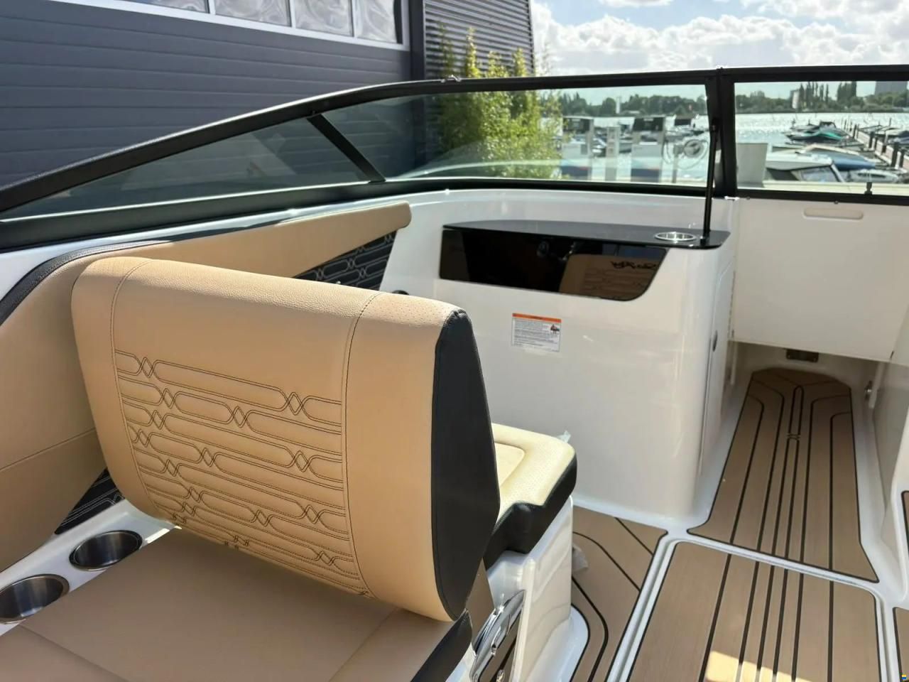 Sea Ray SPX 190