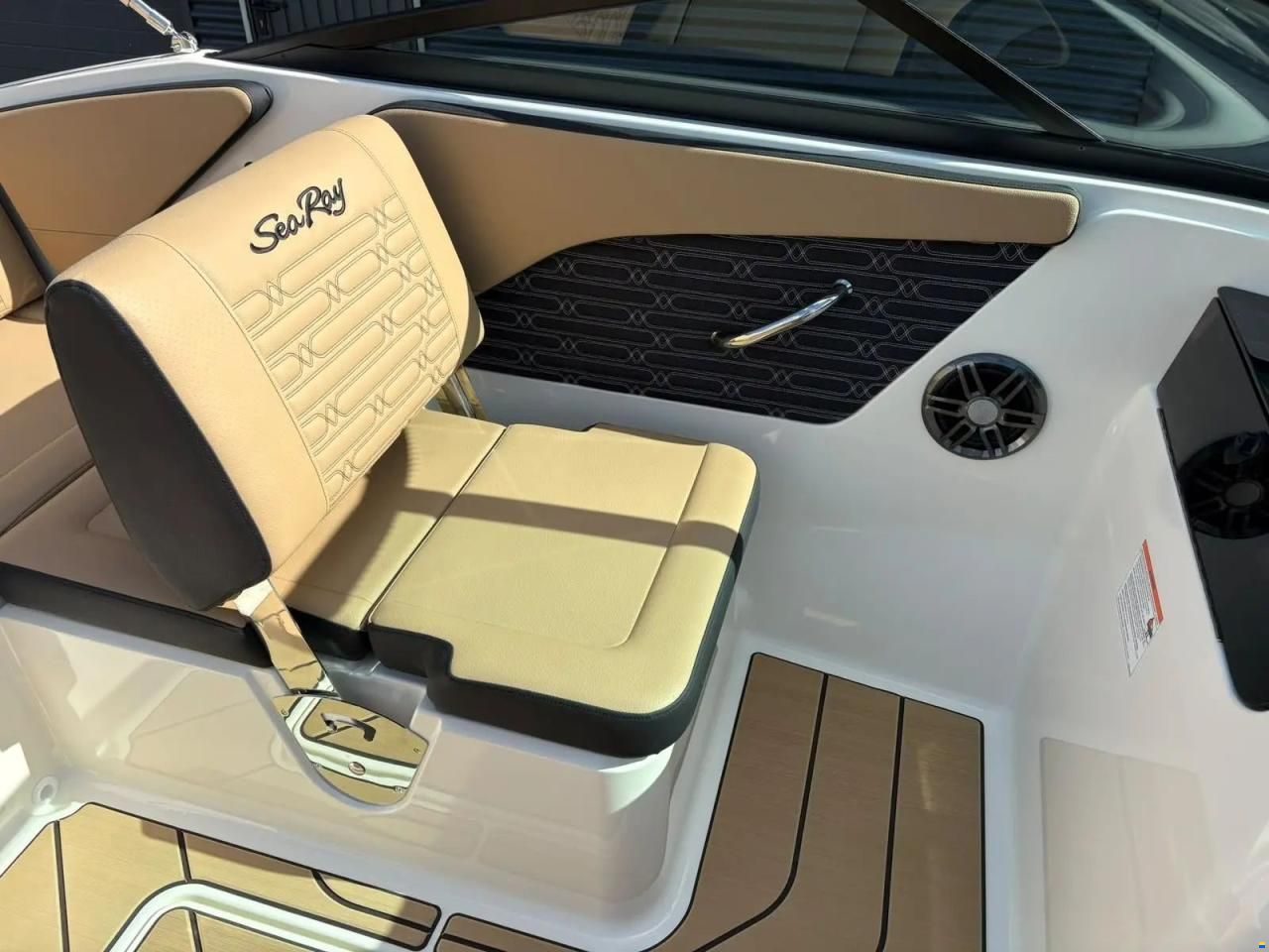 Sea Ray SPX 190