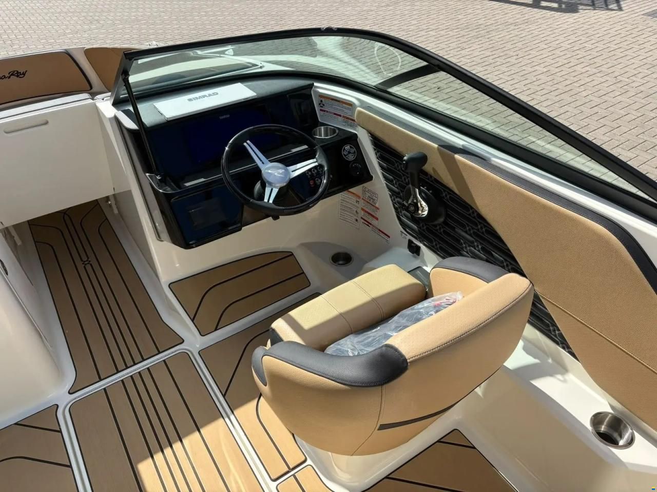 Sea Ray SPX 190