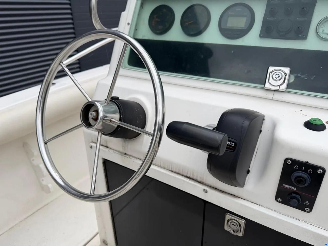 Robalo 1820 Center Console