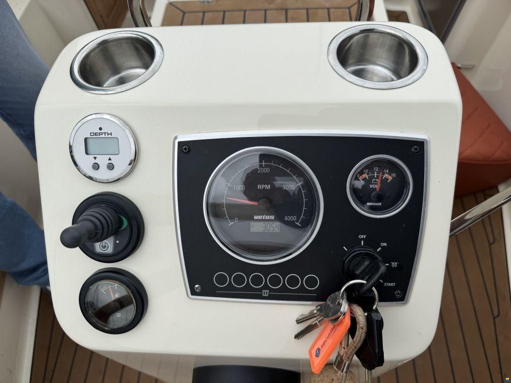 Intender 820