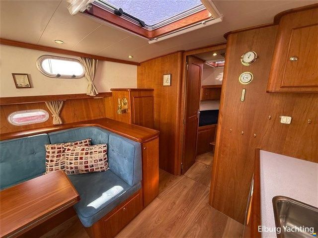 Vedette 10.30 Cabin