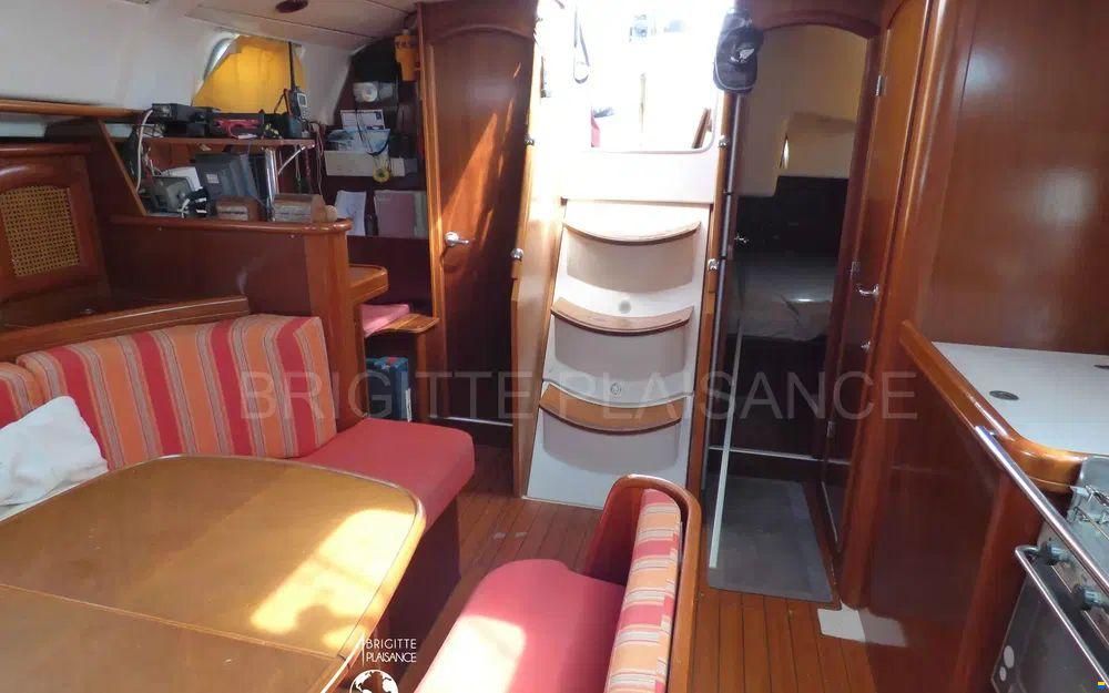 Beneteau Oceanis 411