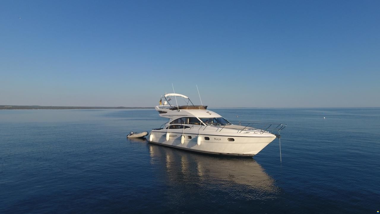 Princess 42 Fly - gepflegtes Liebhaberboot