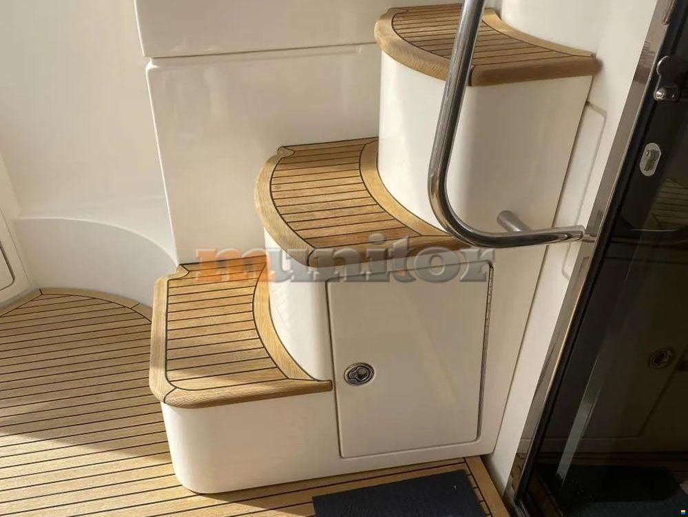 Azimut 43 Fly