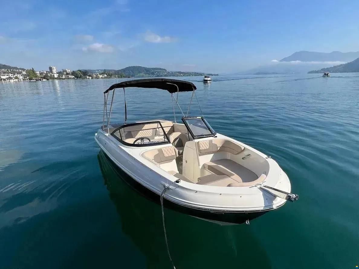 Bayliner VR4