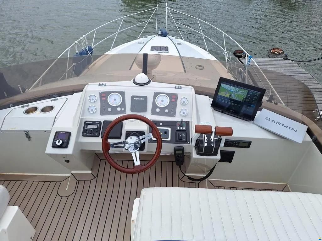 Fairline 45 Fly mit Mega-Refit