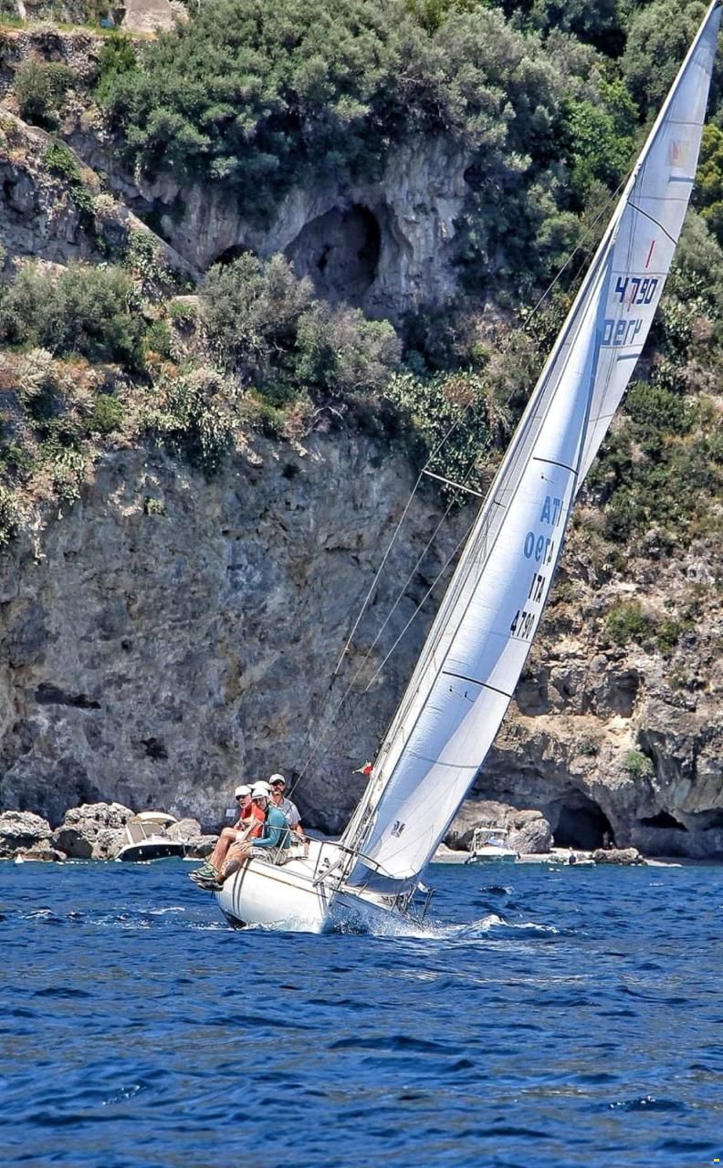 Beneteau First Class 8