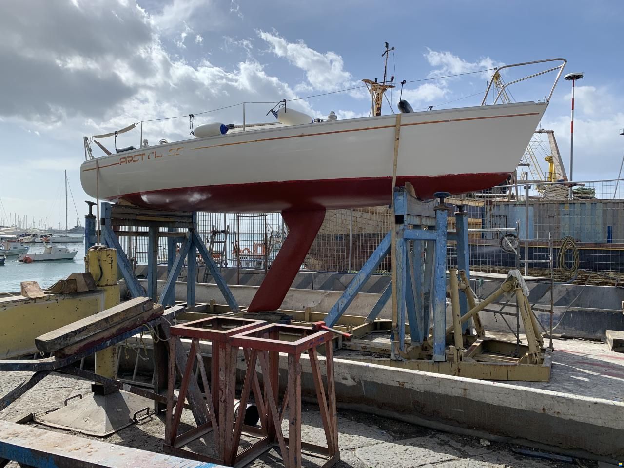 Beneteau First Class 8