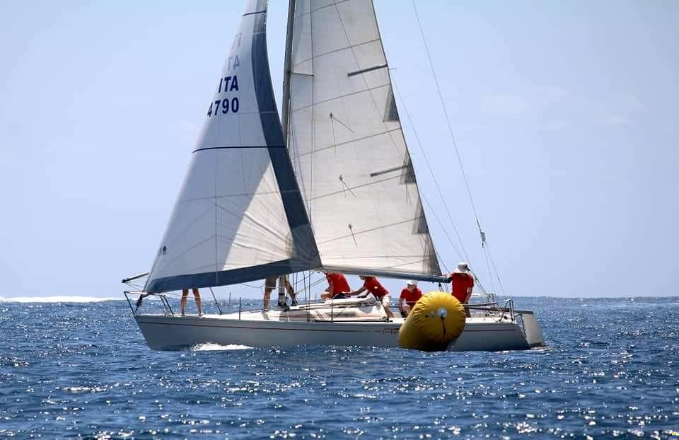 Beneteau First Class 8