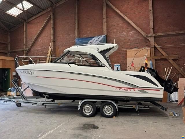 Beneteau Antares 7 OB