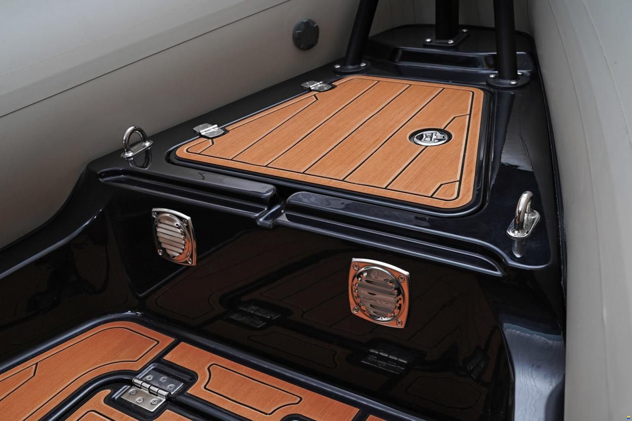 Navigator 22