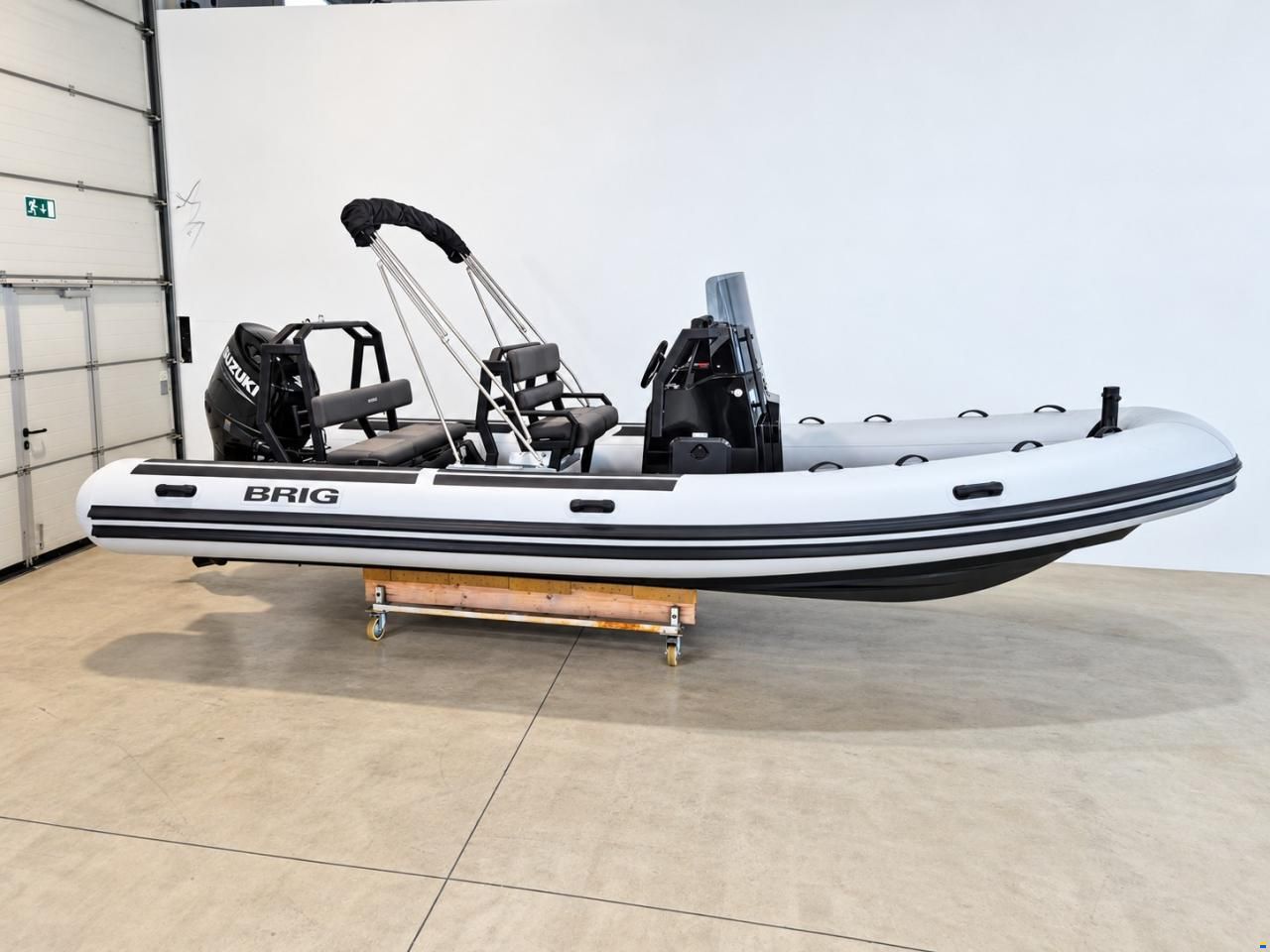 Navigator 22