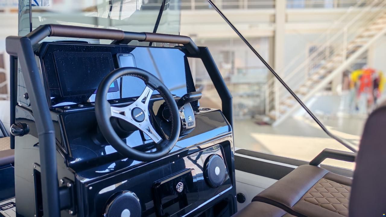 Navigator 22