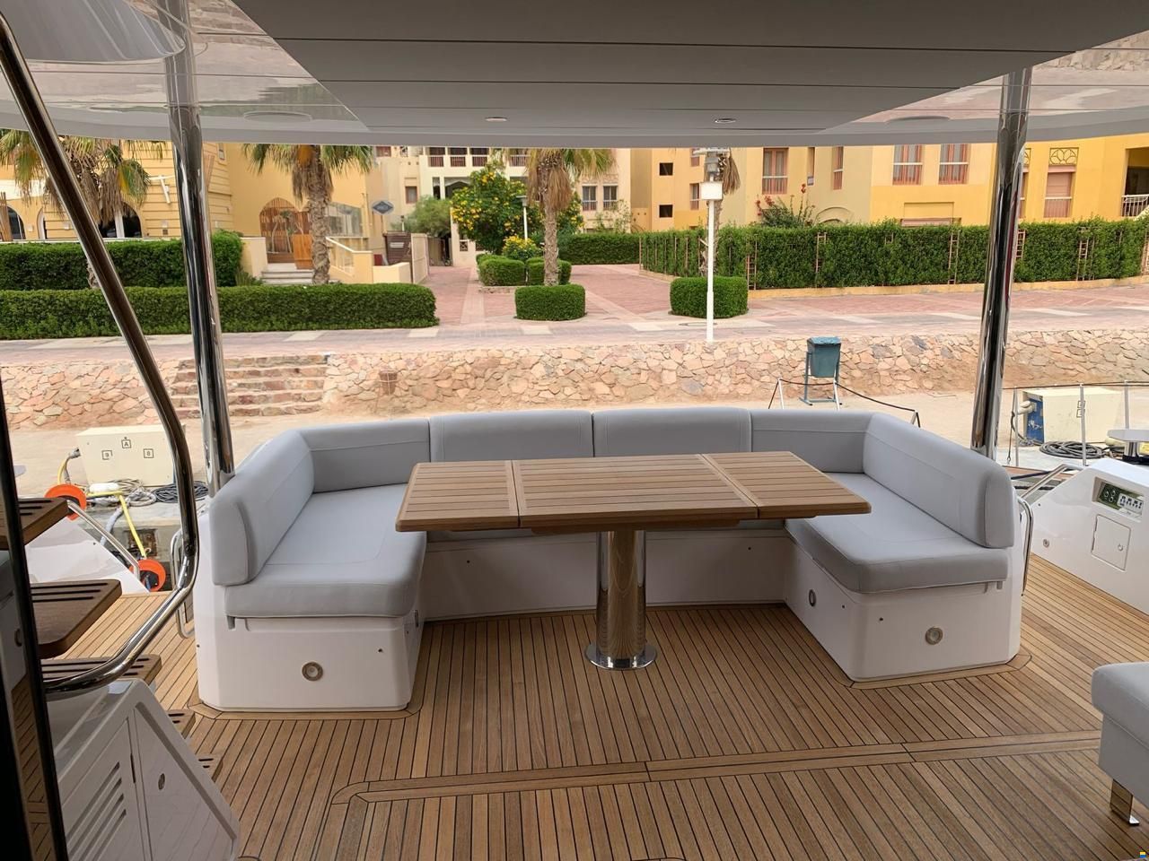 Sunseeker 76 Yacht