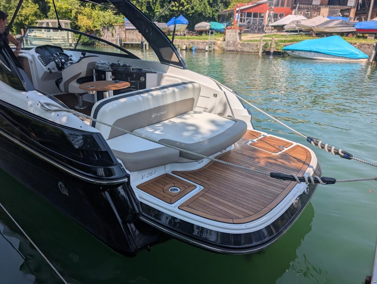 Viper V263