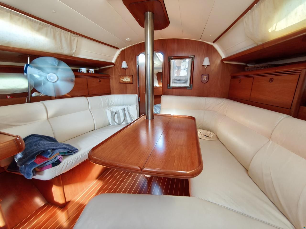 SUN ODYSSEY 35