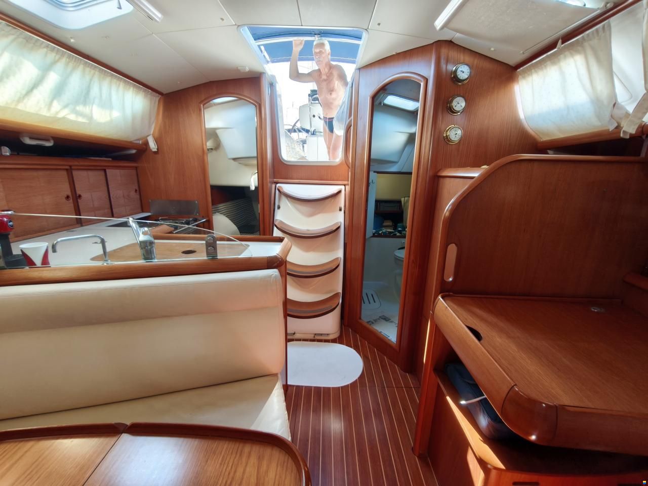 SUN ODYSSEY 35