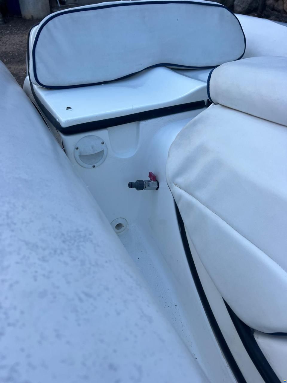 Avon 320 Sea Sport