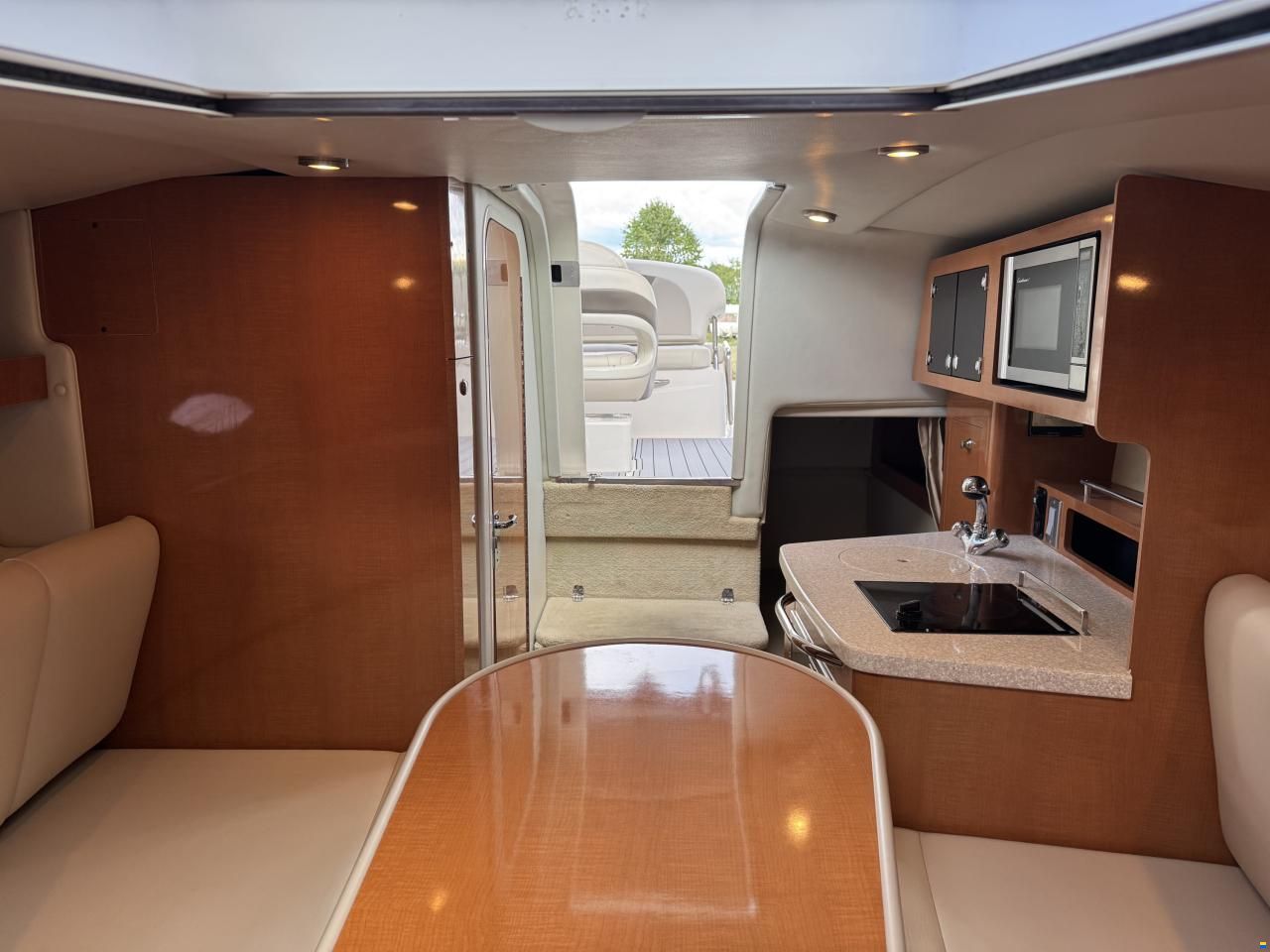 Chaparral 250 Signature