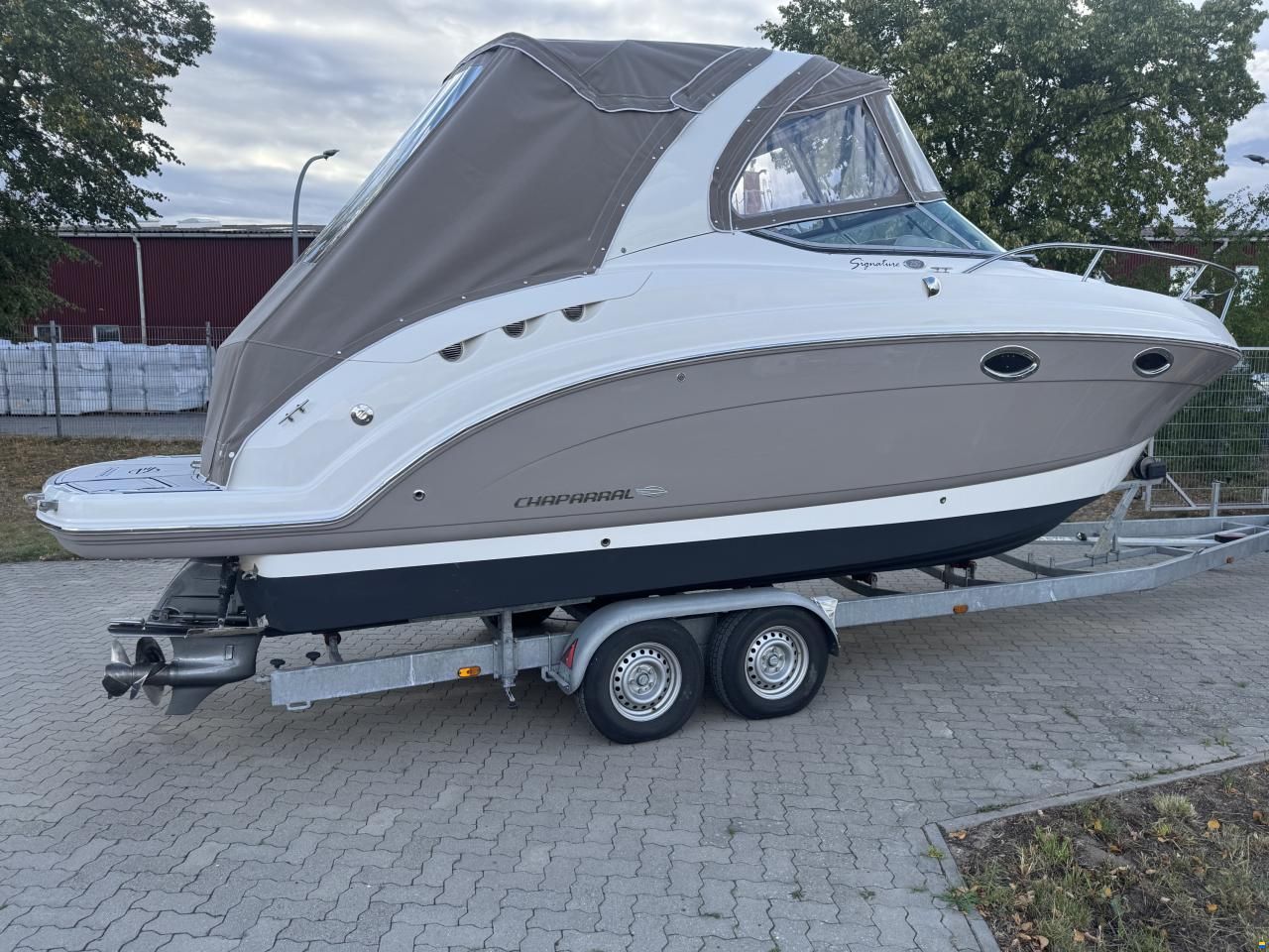 Chaparral 250 Signature