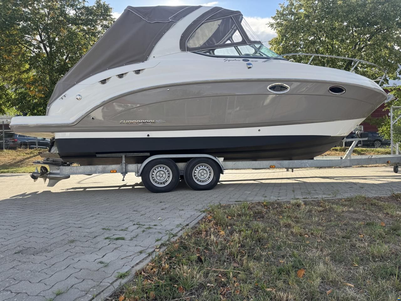 Chaparral 250 Signature