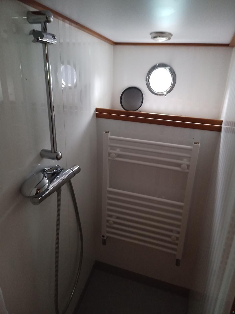 Merwede 1200 AK