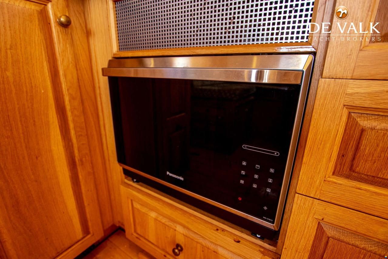 Luxe motor 20 m