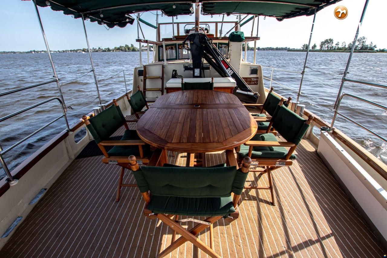 Luxe motor 20 m