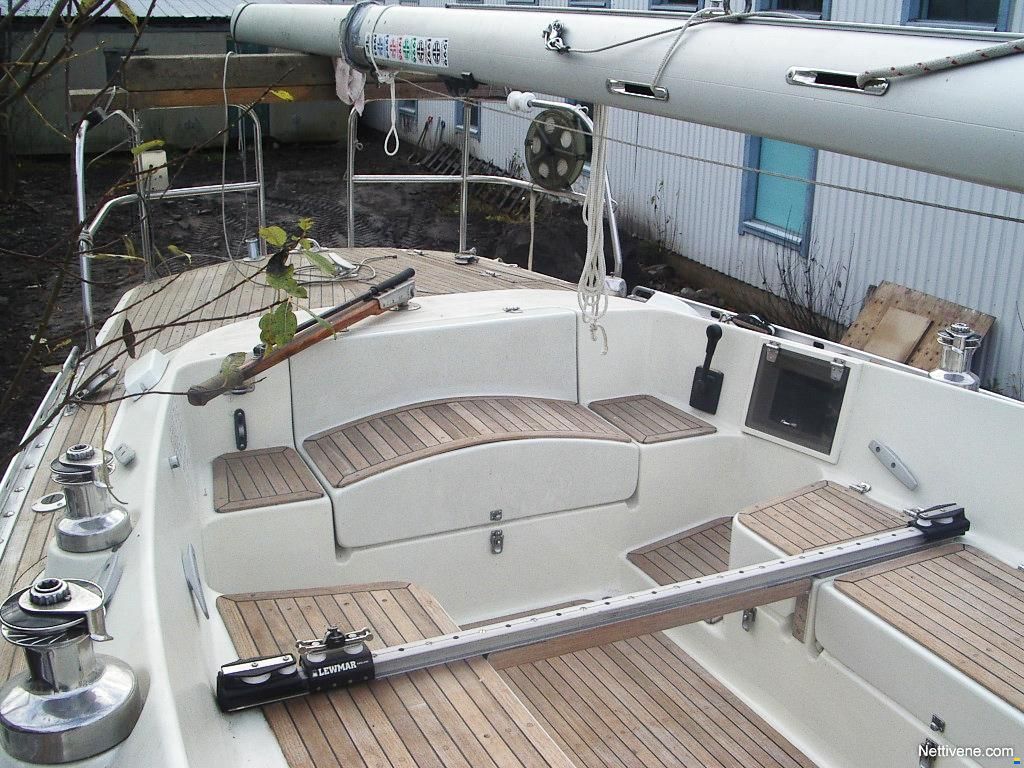 Lancing 42