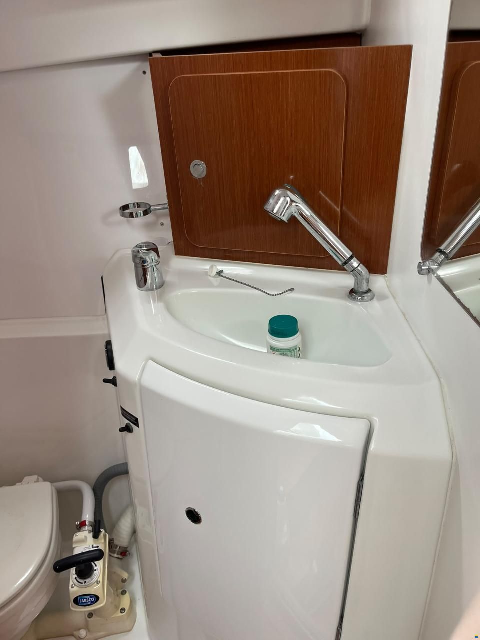 Beneteau Antares 8