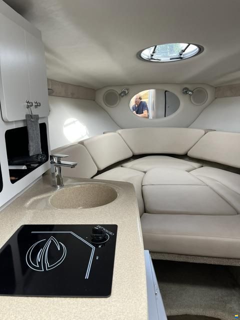Crownline 280 CR
