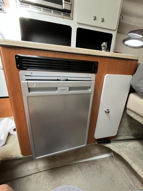 Crownline 280 CR
