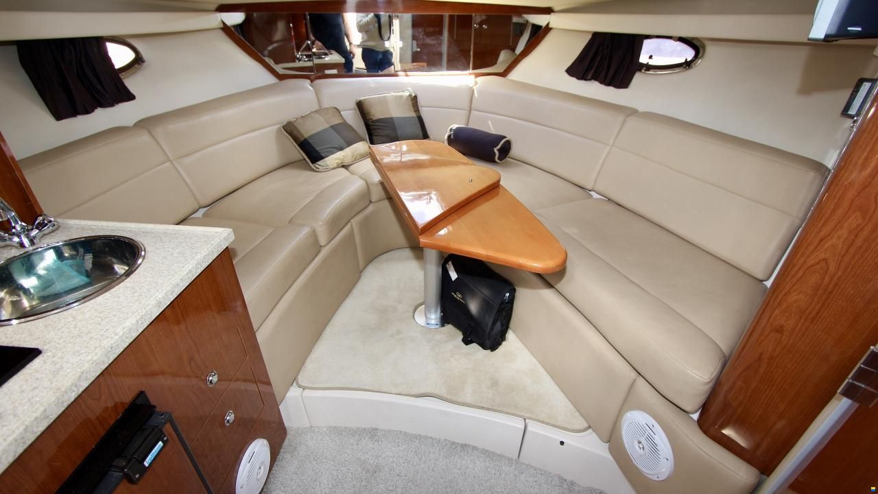 Regal 3060 Commodore