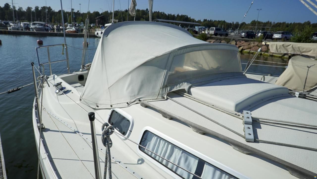 Albin 29