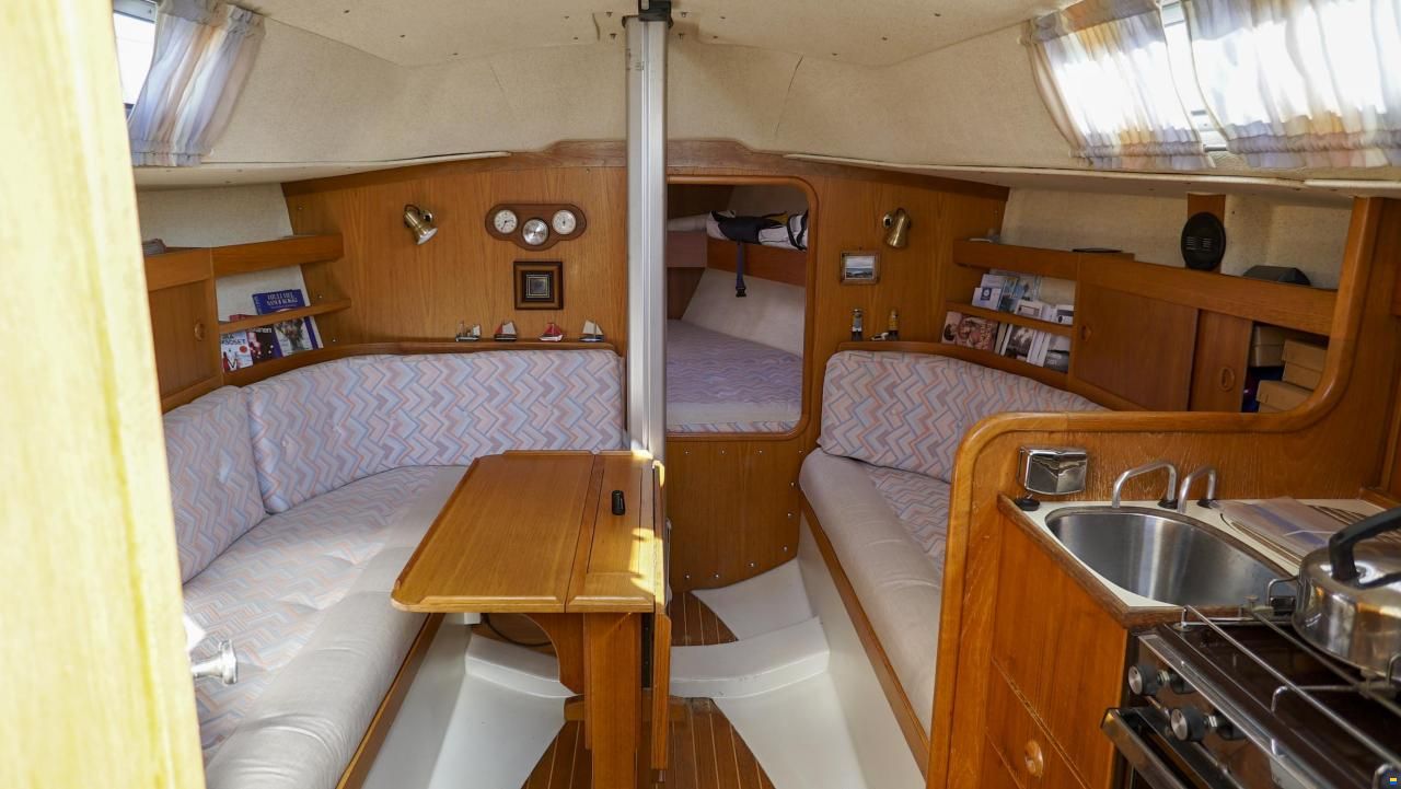 Albin 29