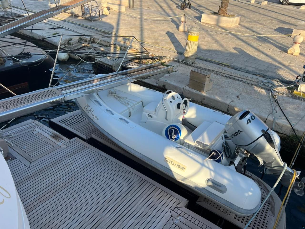 Pacific Antema 200